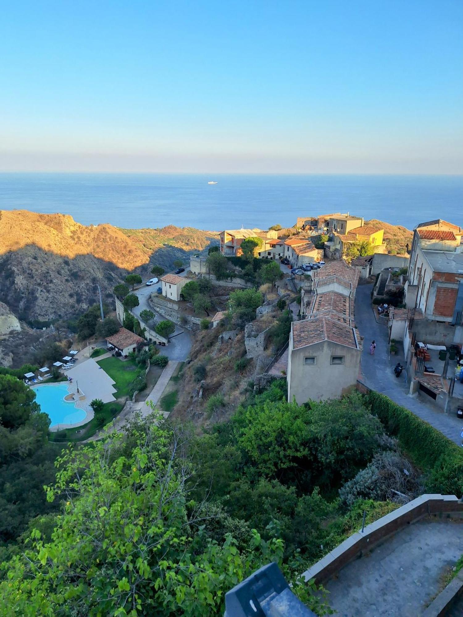 A Casa Da Nonna Brasa Holiday Home Savoca Exterior photo